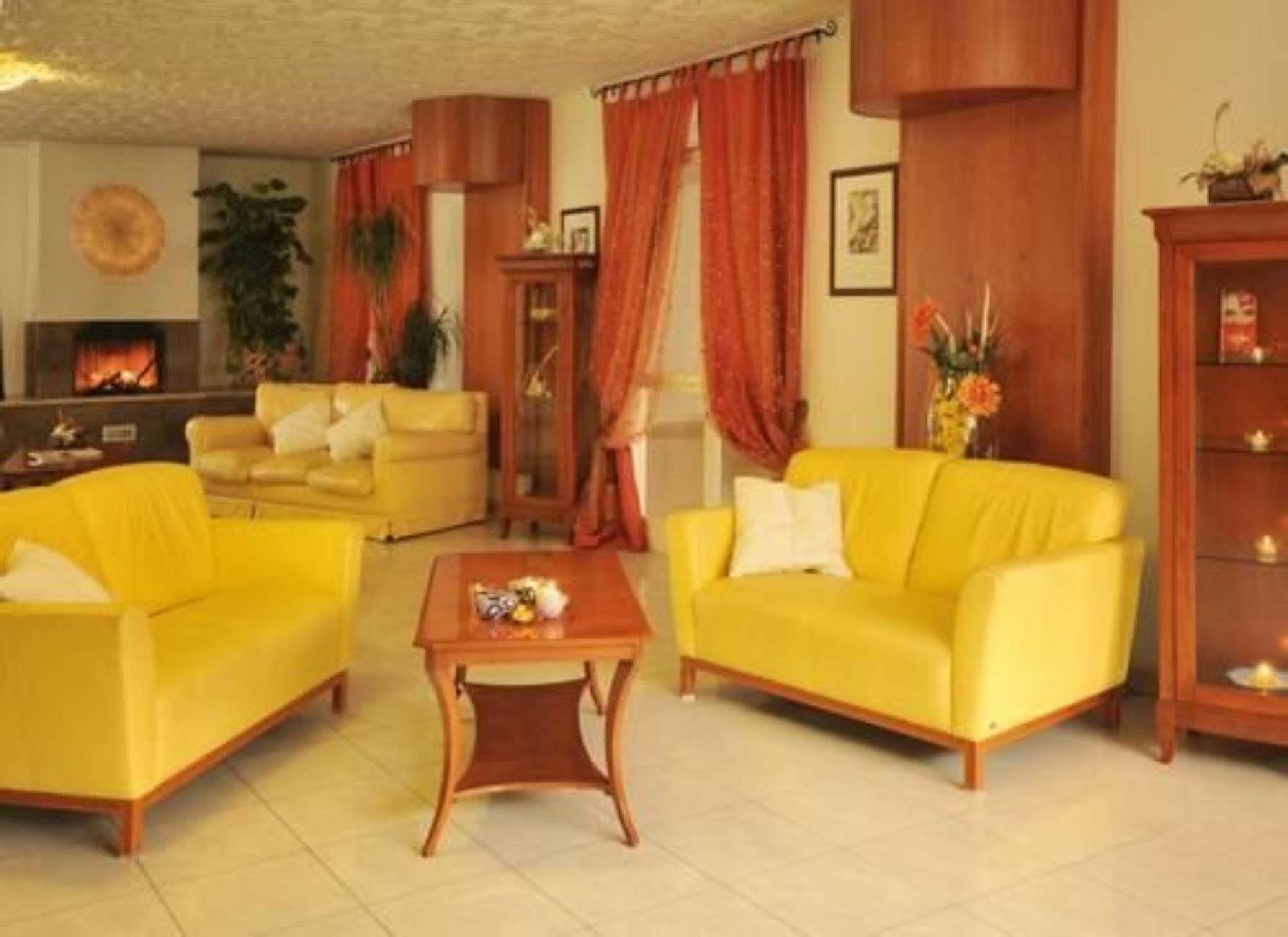 Hotel Centro Turistico Gardesano 부솔렌고 외부 사진