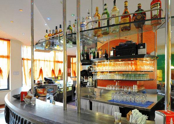 Hotel Centro Turistico Gardesano 부솔렌고 외부 사진