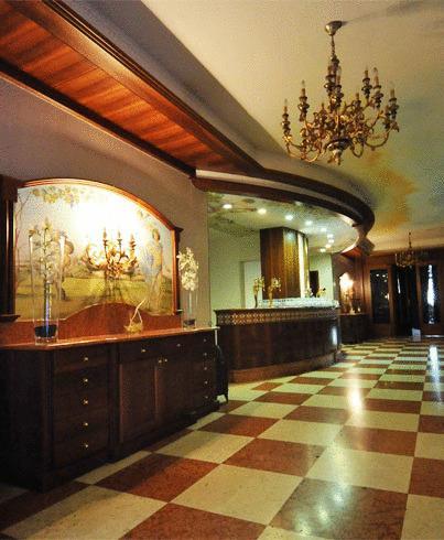 Hotel Centro Turistico Gardesano 부솔렌고 외부 사진